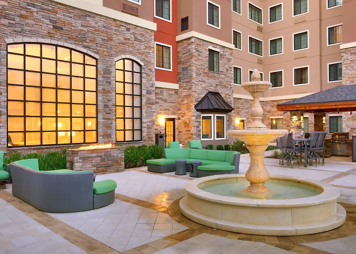 Holiday Inn Express & Suites - Gainesville I-75 By Ihg
